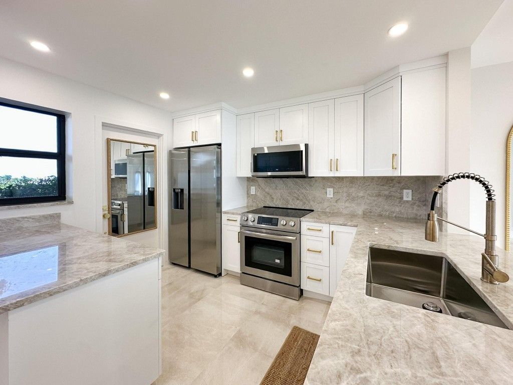 Photo of 4800 Bayview Drive #503, Fort Lauderdale, FL 33308 (MLS # F10536221)