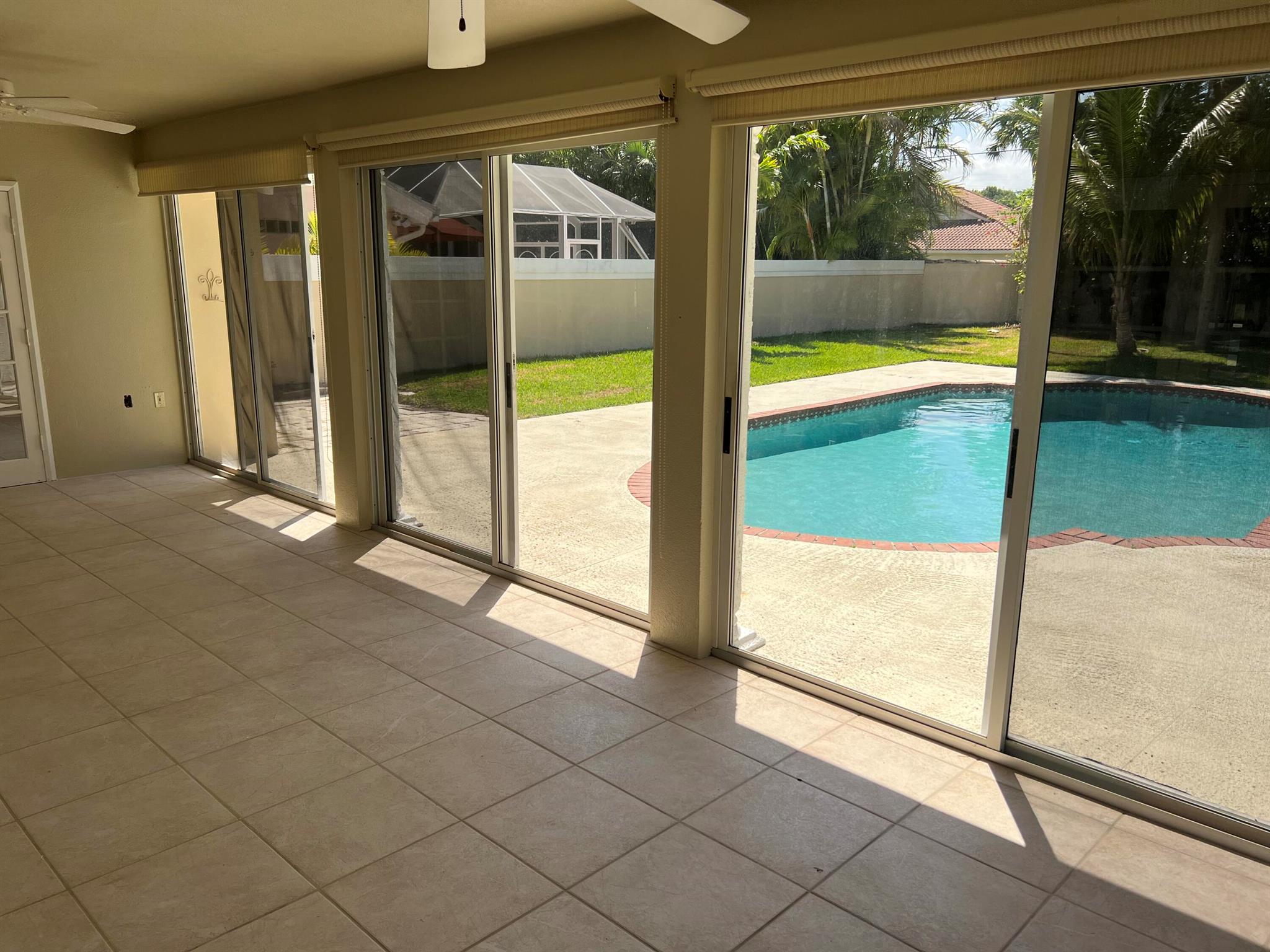 SARATOGA BAY - Residential