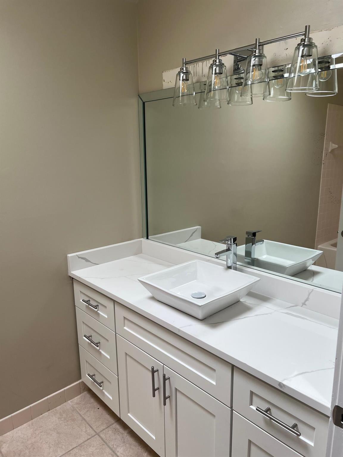 SARATOGA BAY - Residential