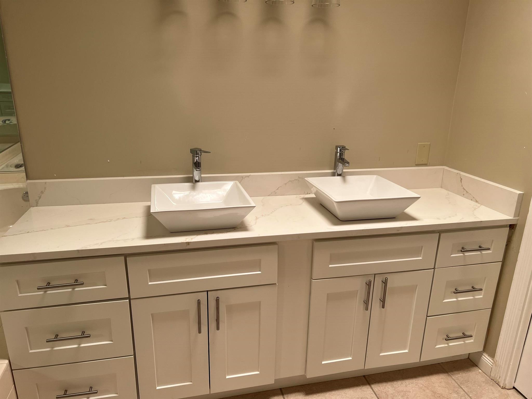 SARATOGA BAY - Residential