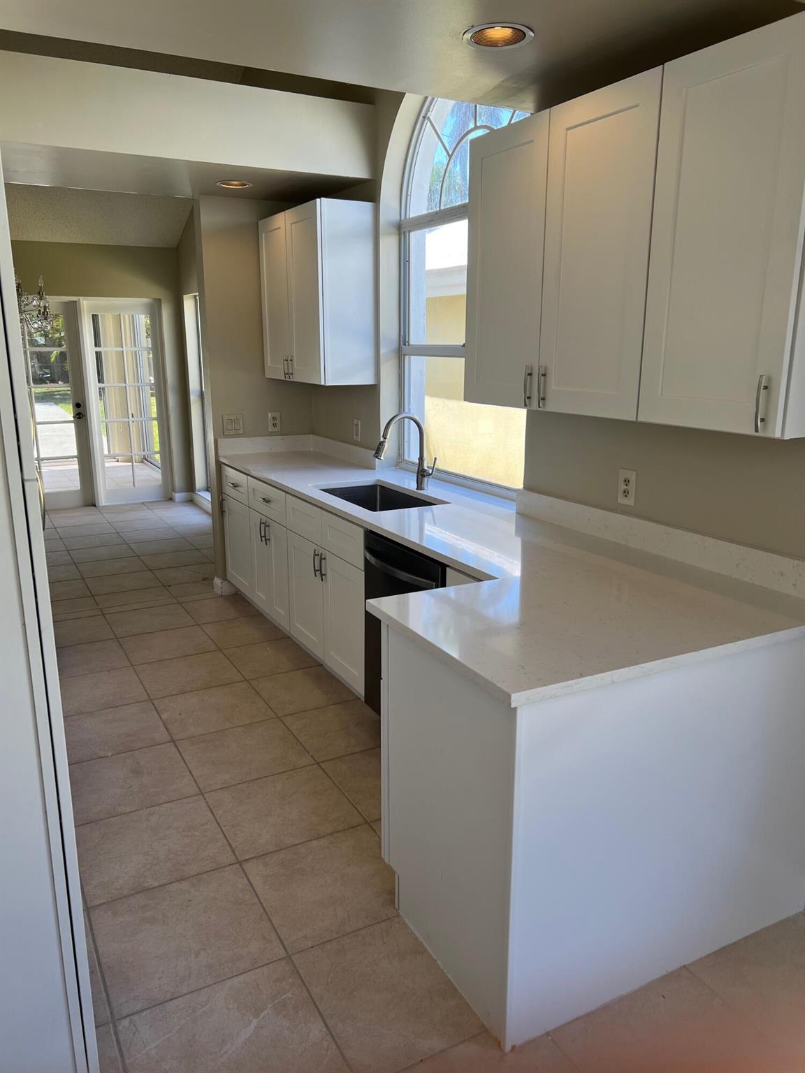 SARATOGA BAY - Residential