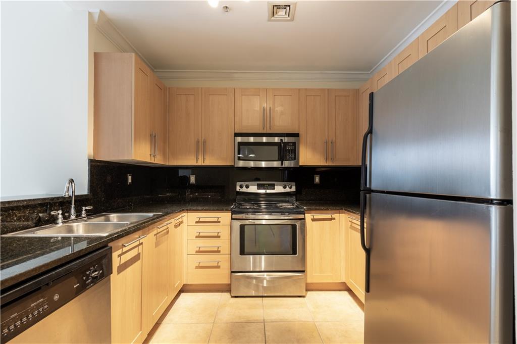 NU RIVER LANDING - Residential