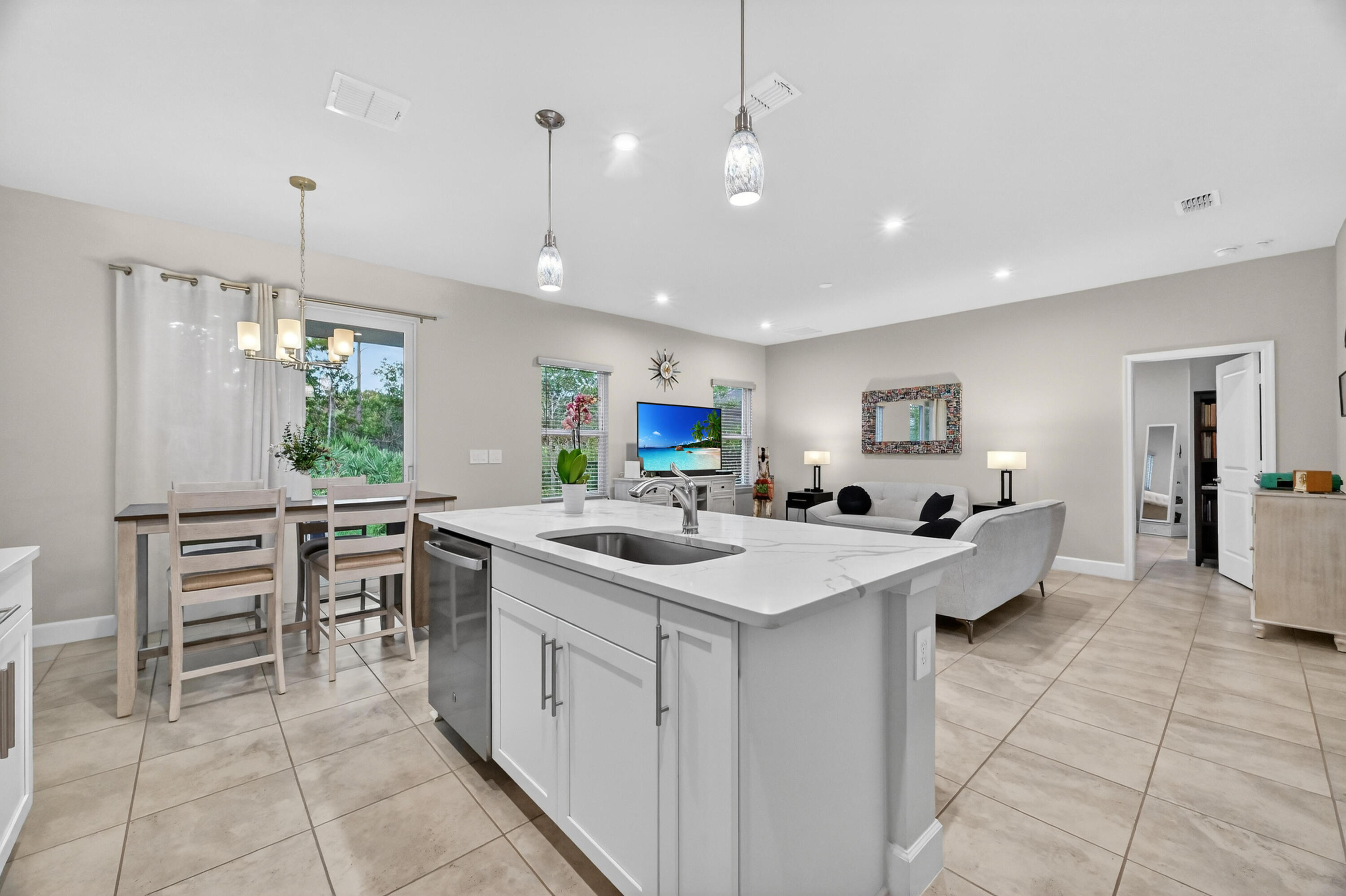 188 SW Pomeroy Street