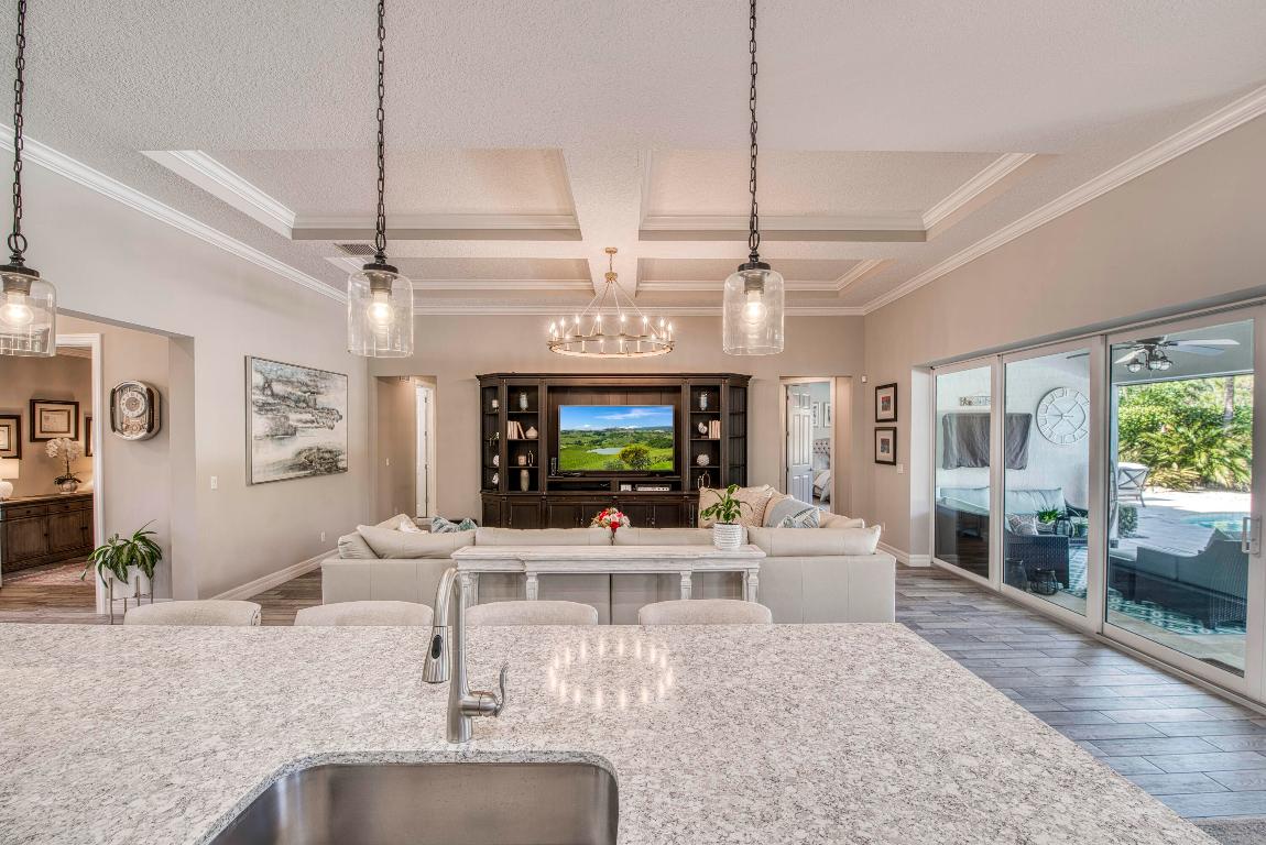 Shores Pointe - Residential