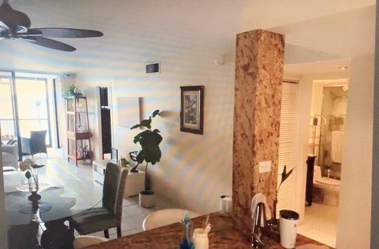110 LAKE EMERALD DR 308
