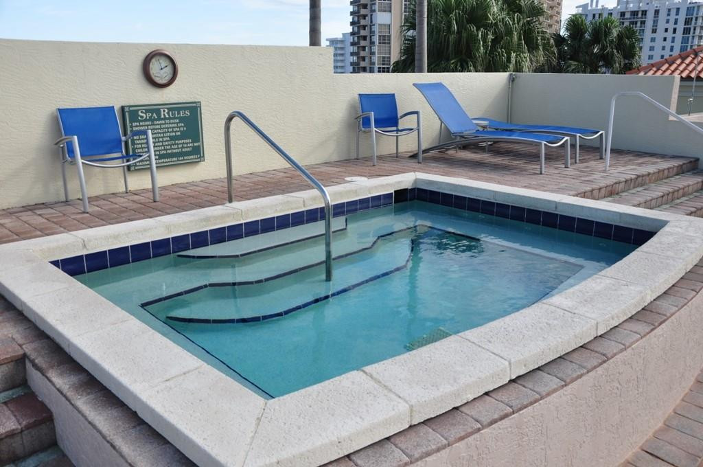 Tides at Bridgeside Sq - Residential