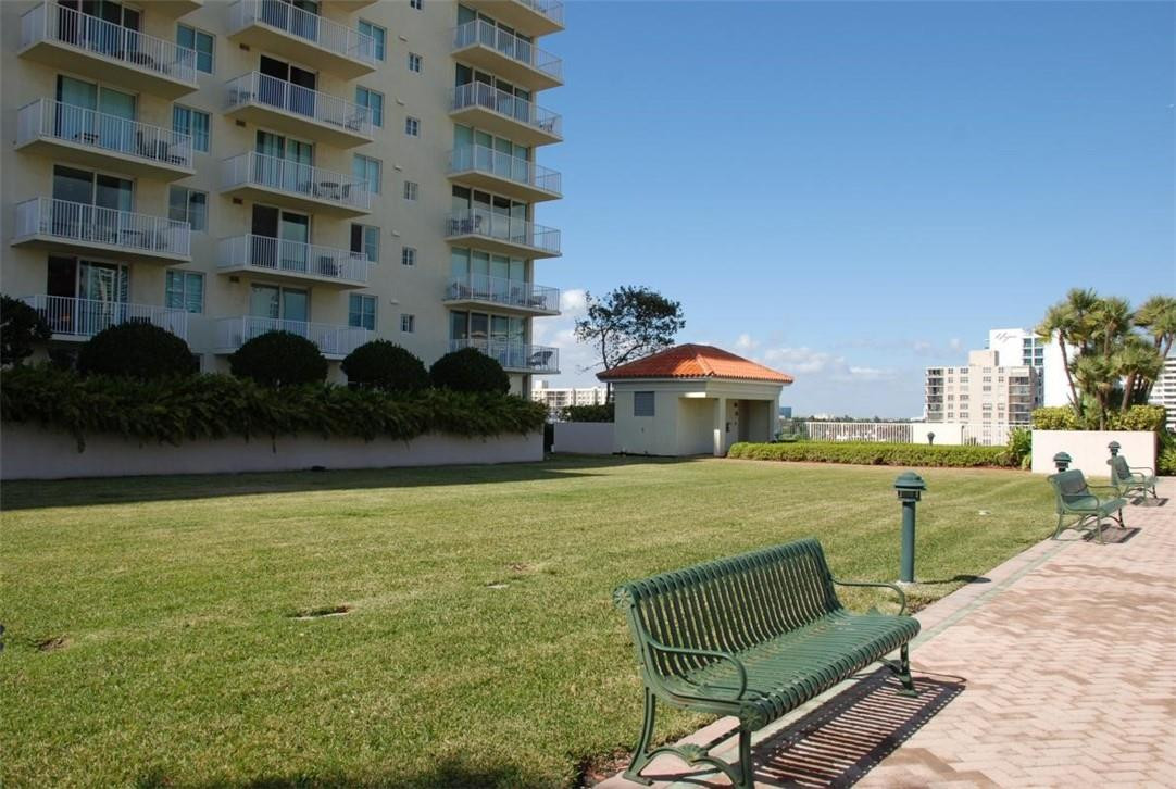 Tides at Bridgeside Sq - Residential