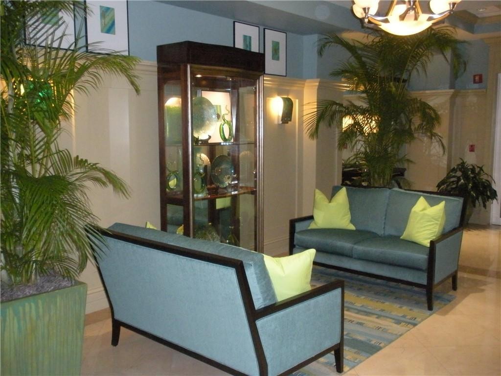 Tides at Bridgeside Sq - Residential