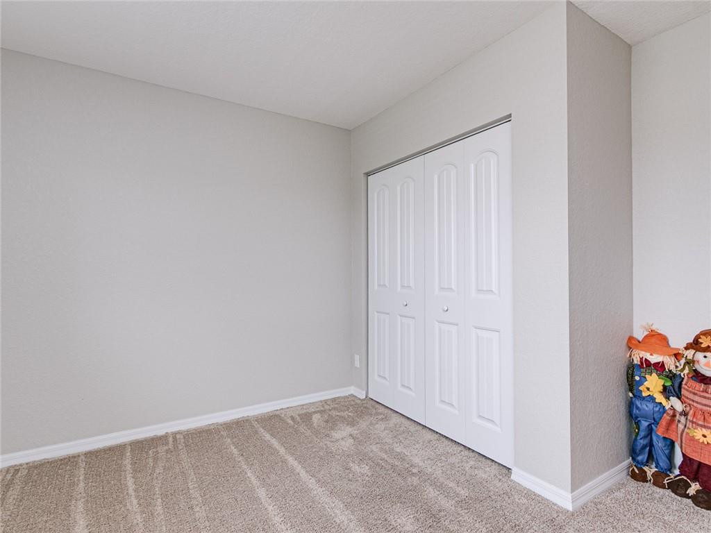 Vista Lago - Residential