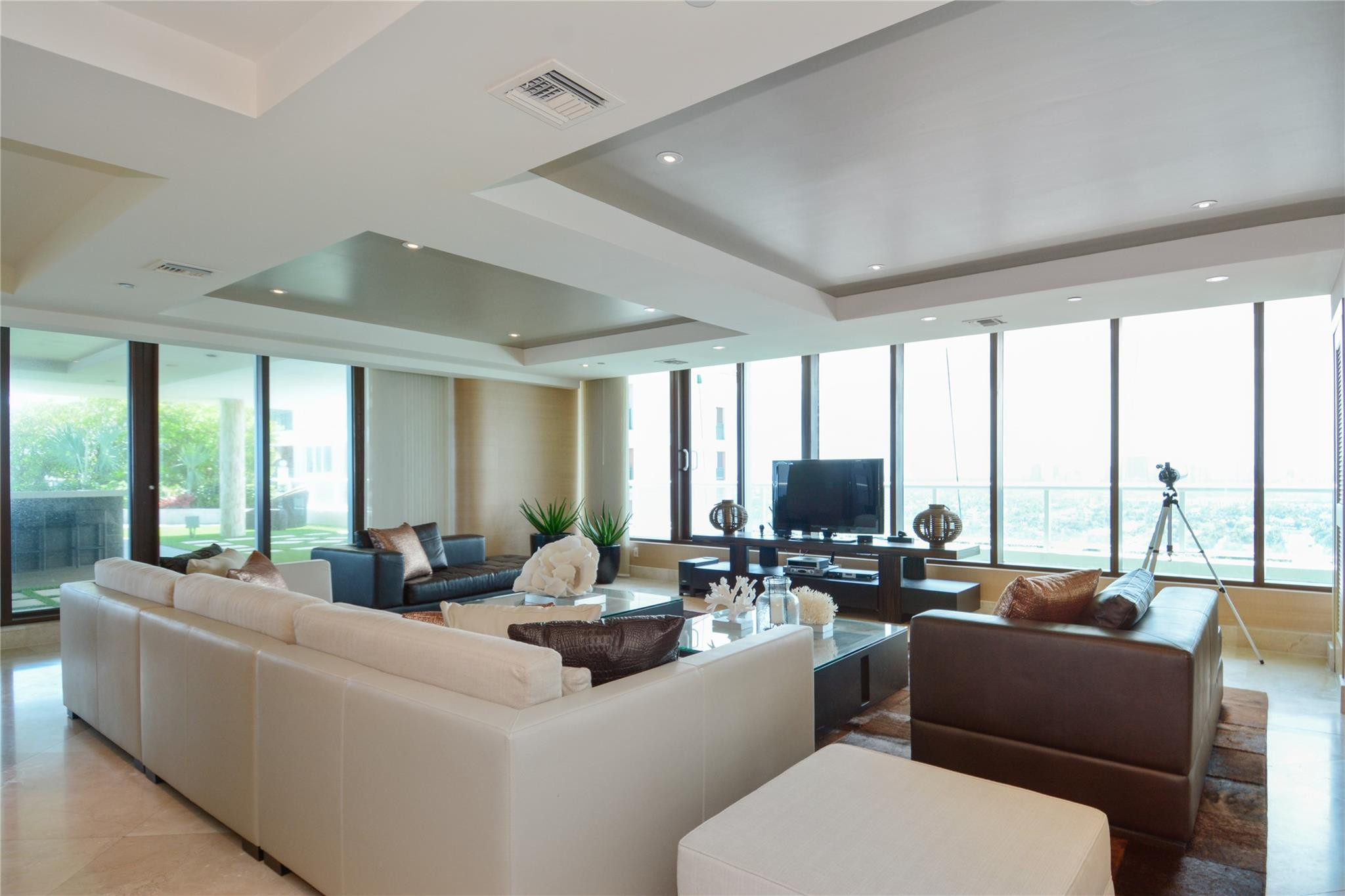 Ritz Carlton - Residential