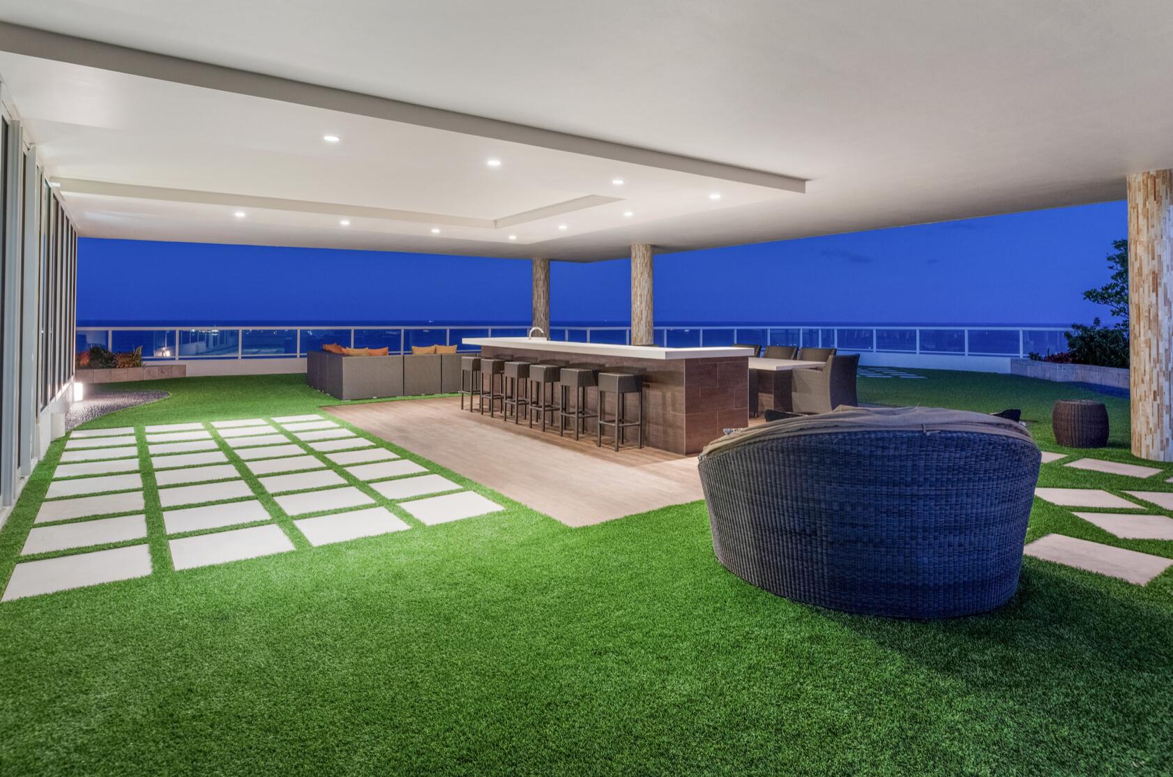 Ritz Carlton - Residential