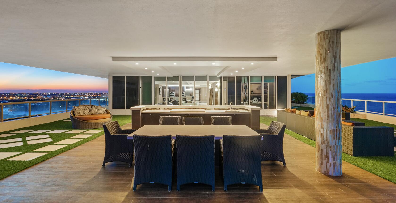 Ritz Carlton - Residential