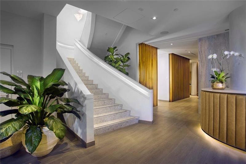 AUBERGE RESIDENCES - Residential Lease
