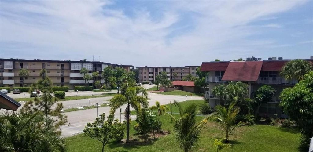 Photo of 3061 NW 47th Terrace #333A, Lauderdale Lakes, FL 33313 (MLS # F10554308)