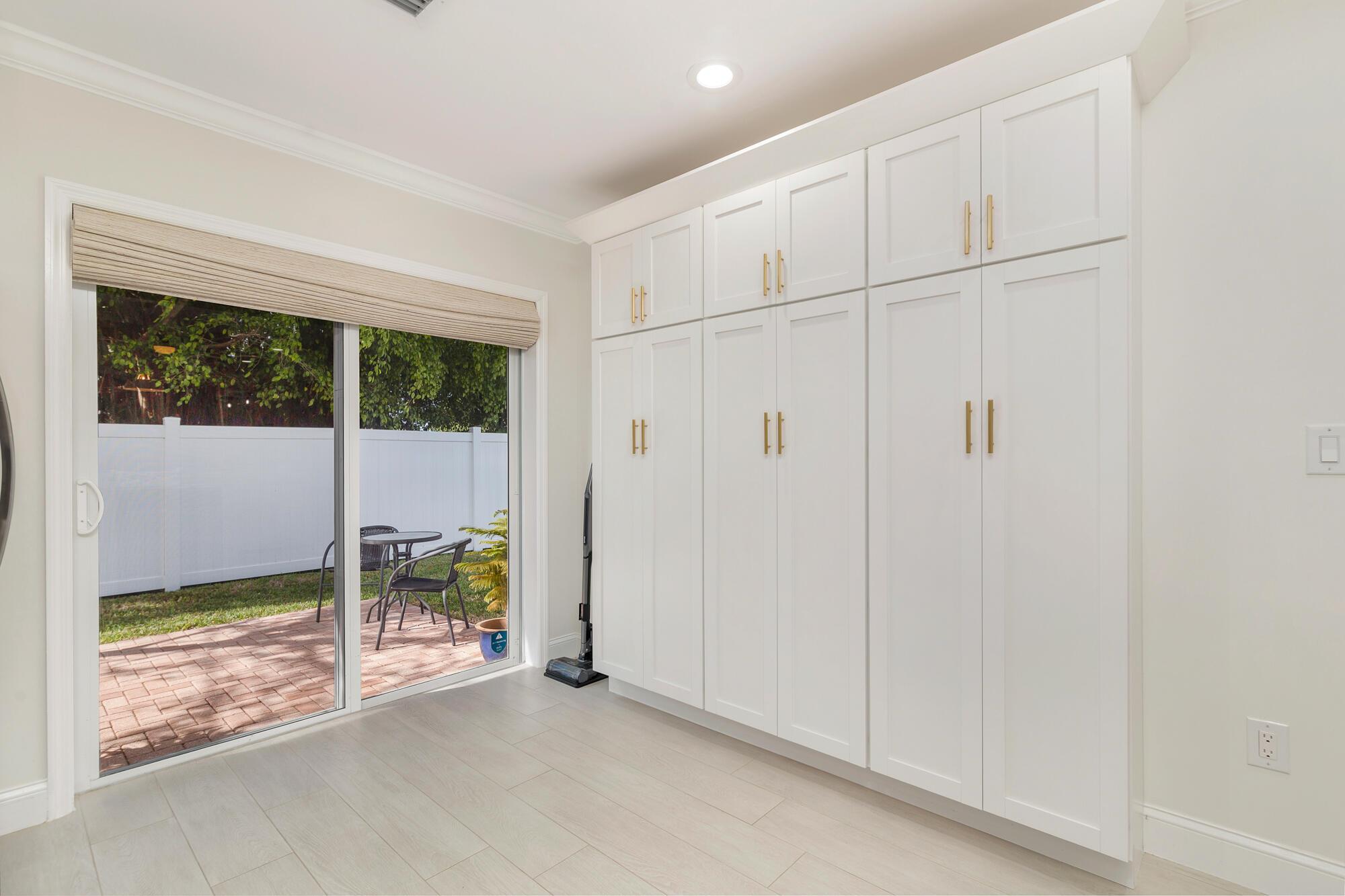 Antique Row - Residential