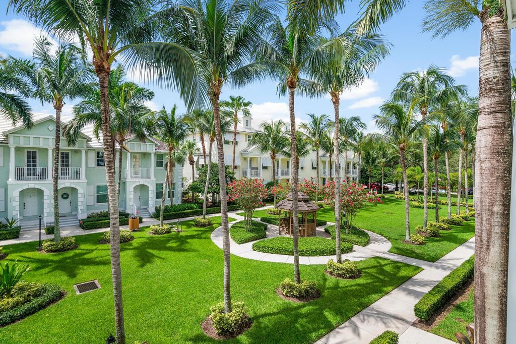 Photo of 1526 Limetree Bay Avenue, Jupiter, FL 33458 (MLS # R10902393)