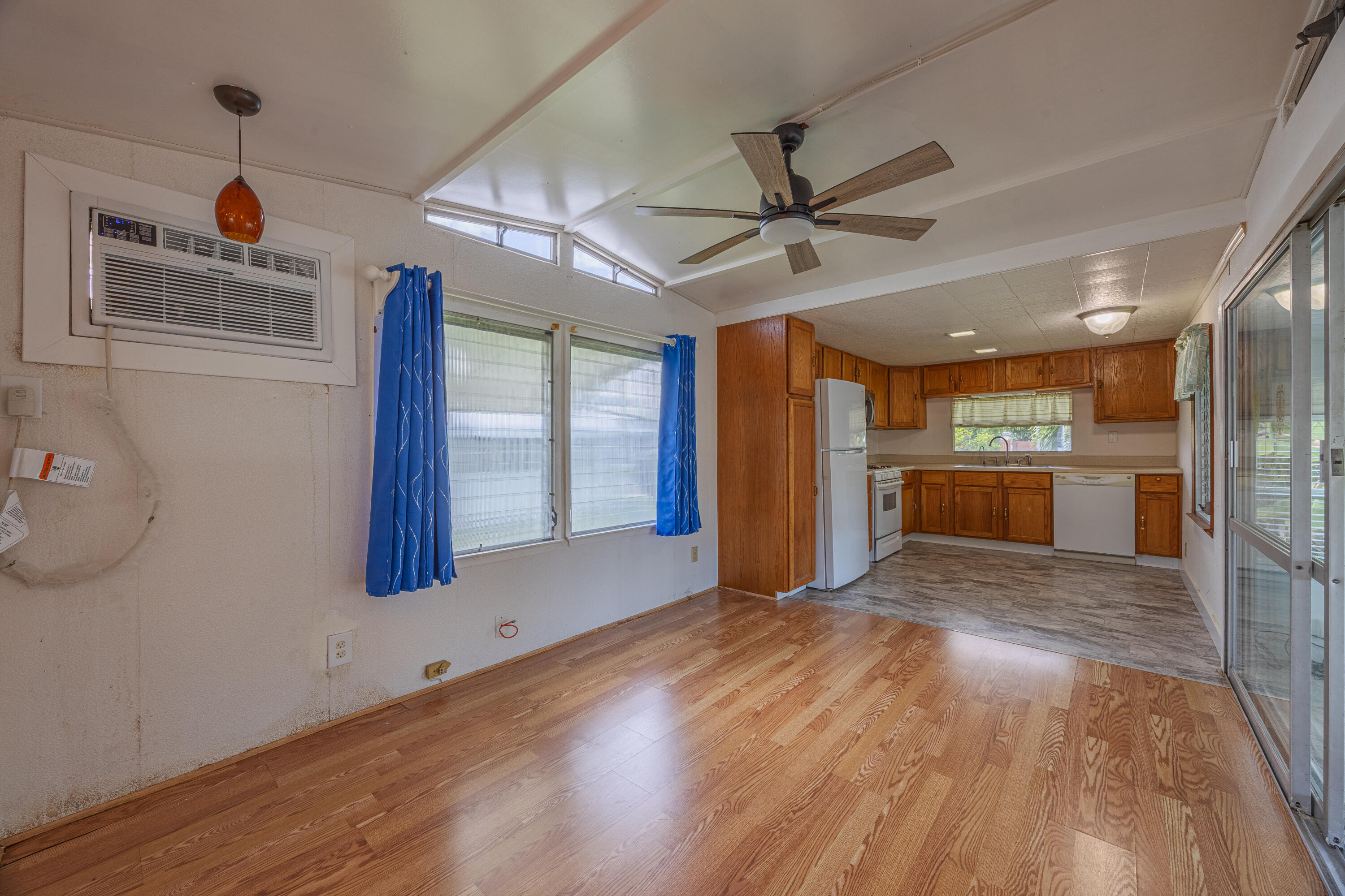 PINE GROVE VILLAGE - Residential