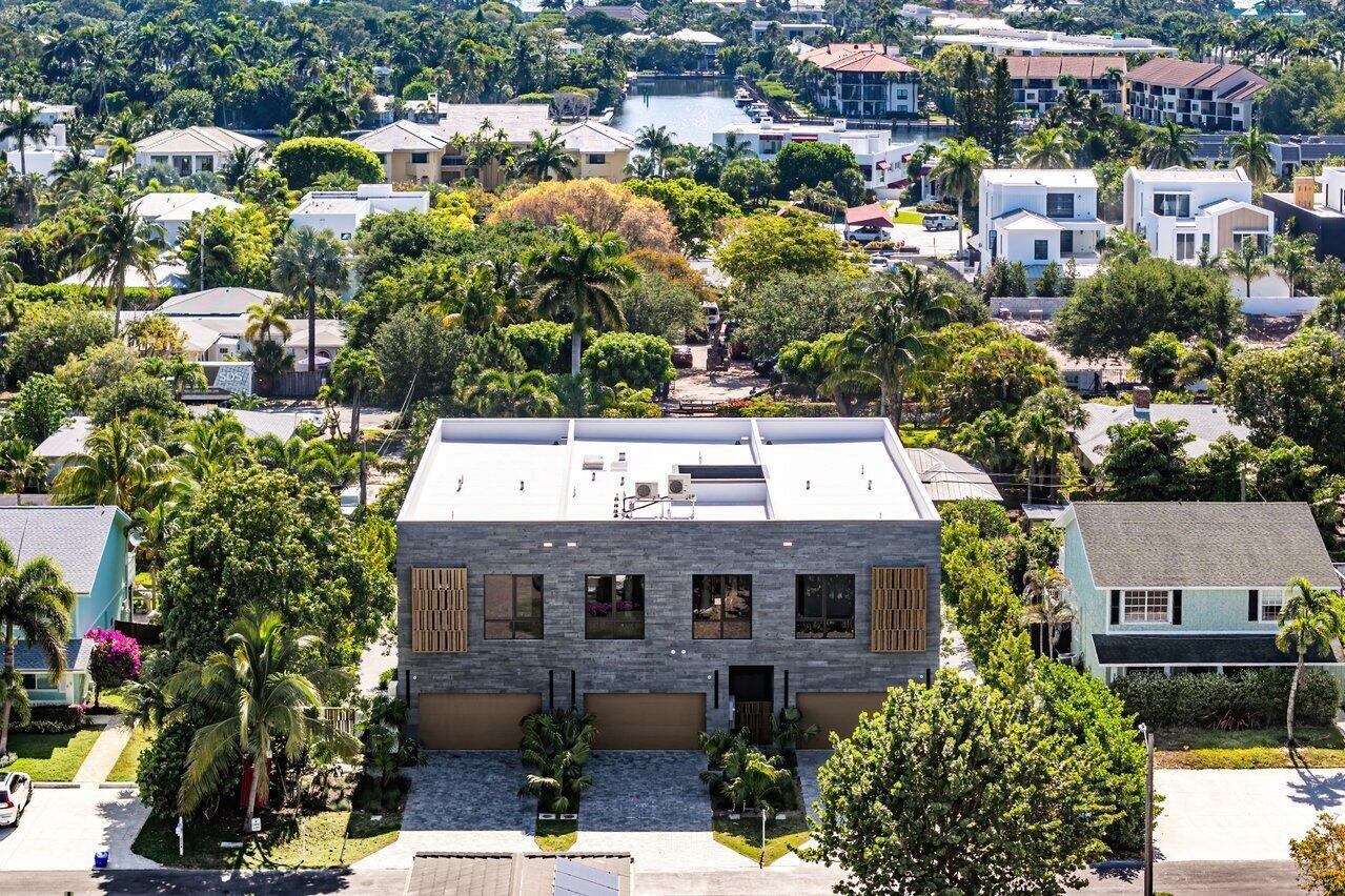 STAMM 917 NE 8TH AVENUE - Residential