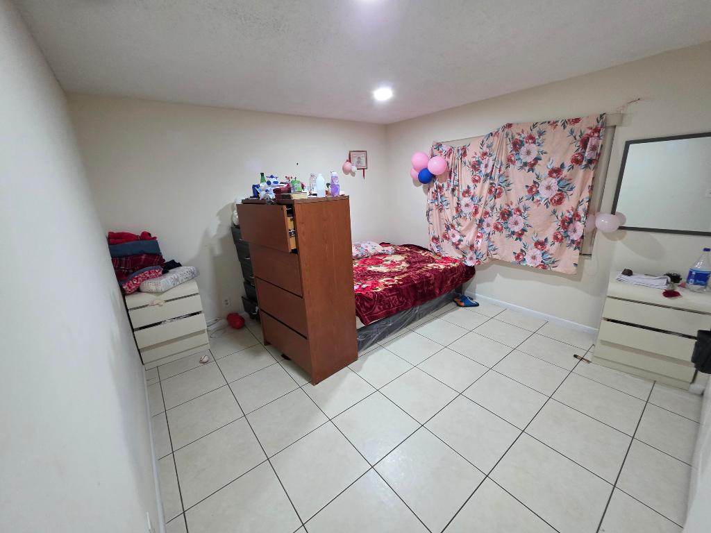 BUNKER HILL ADD TO WPB - Residential Income