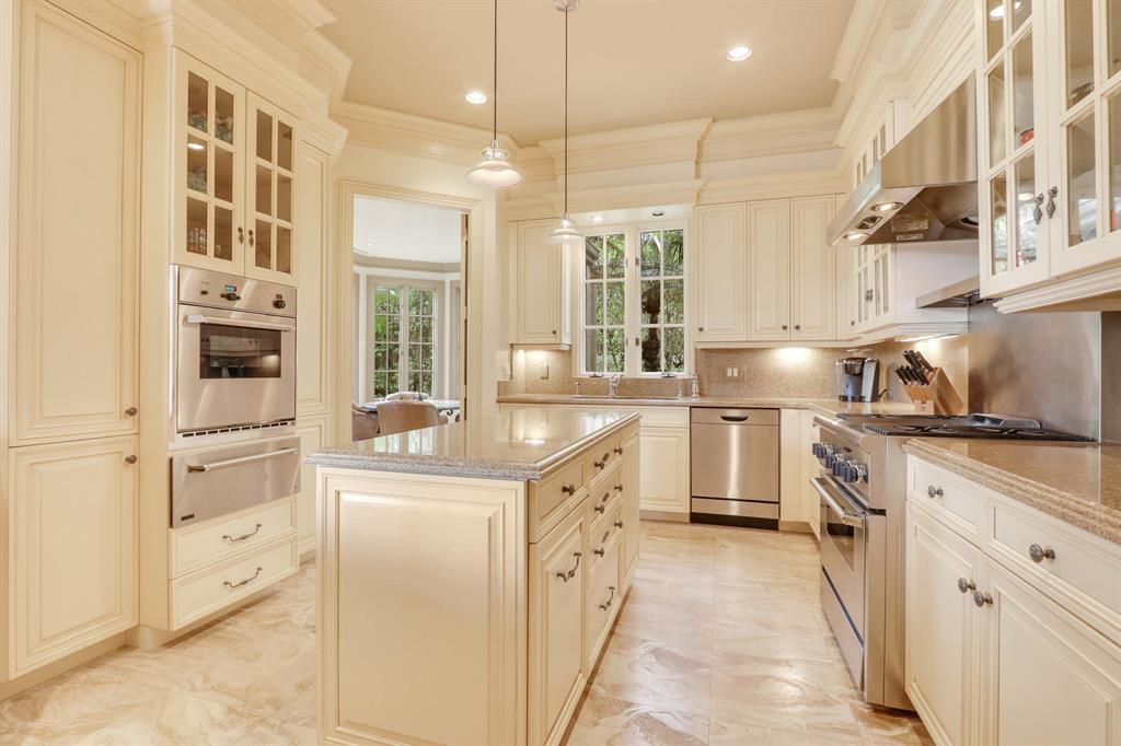 FRENCHMANS CREEK - Residential