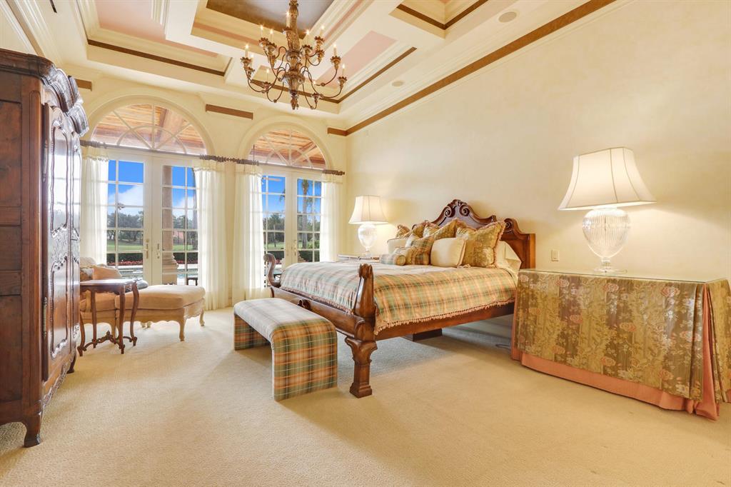 FRENCHMANS CREEK - Residential