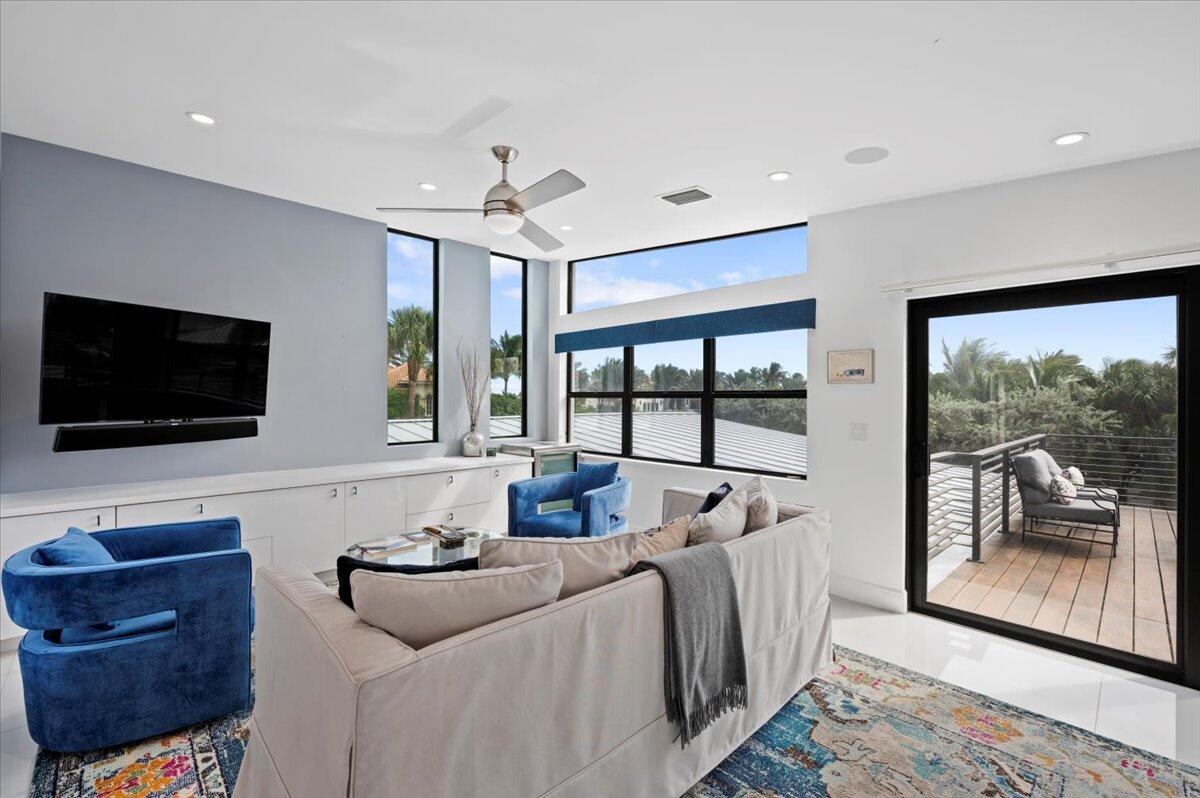 JUPITER INLET BEACH COLONY - Residential