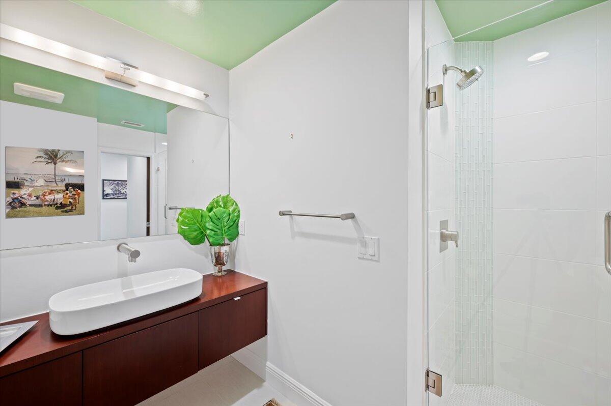 JUPITER INLET BEACH COLONY - Residential