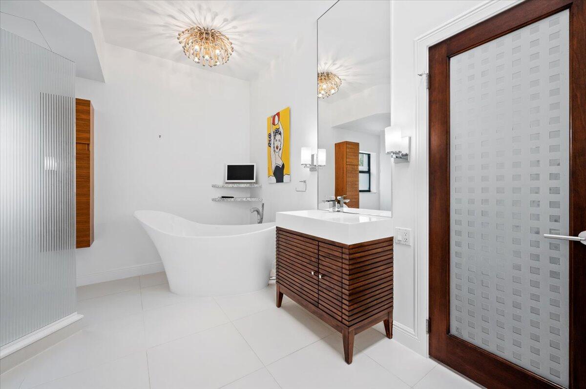 JUPITER INLET BEACH COLONY - Residential