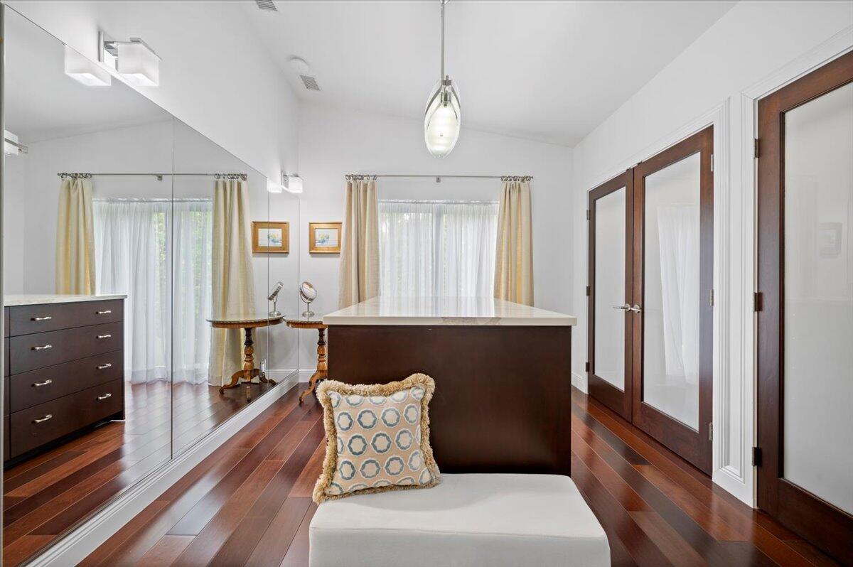 JUPITER INLET BEACH COLONY - Residential