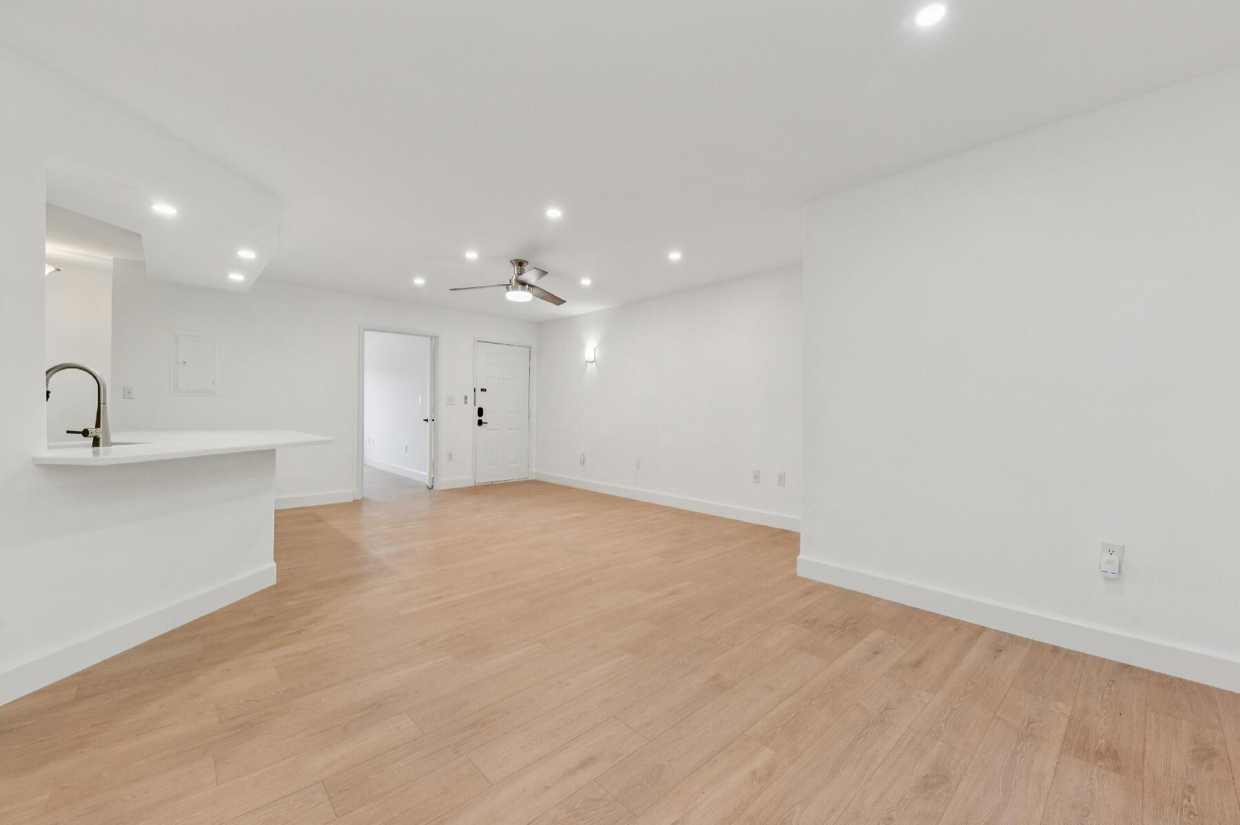 400 Scotia Drive 303