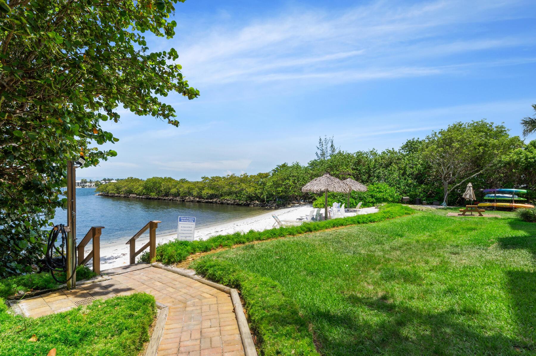 Hypoluxos Mariners Cay Co - Residential