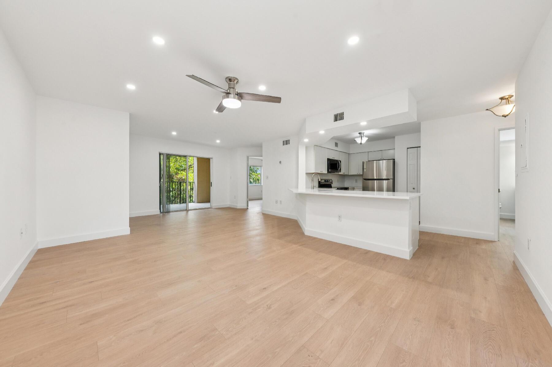 400 Scotia Drive 303