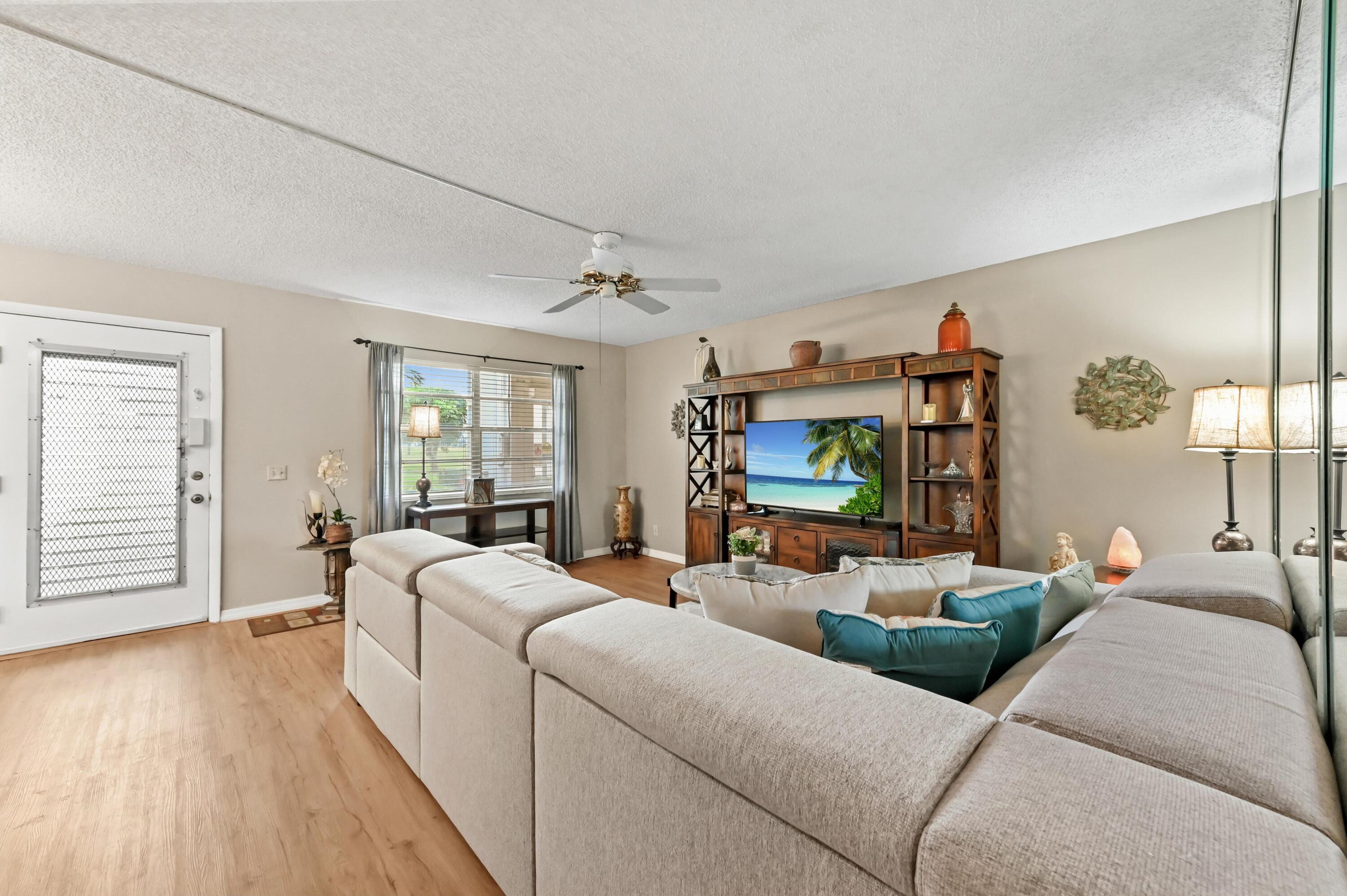 KINGS POINT CAPRI CONDOS - Residential Lease