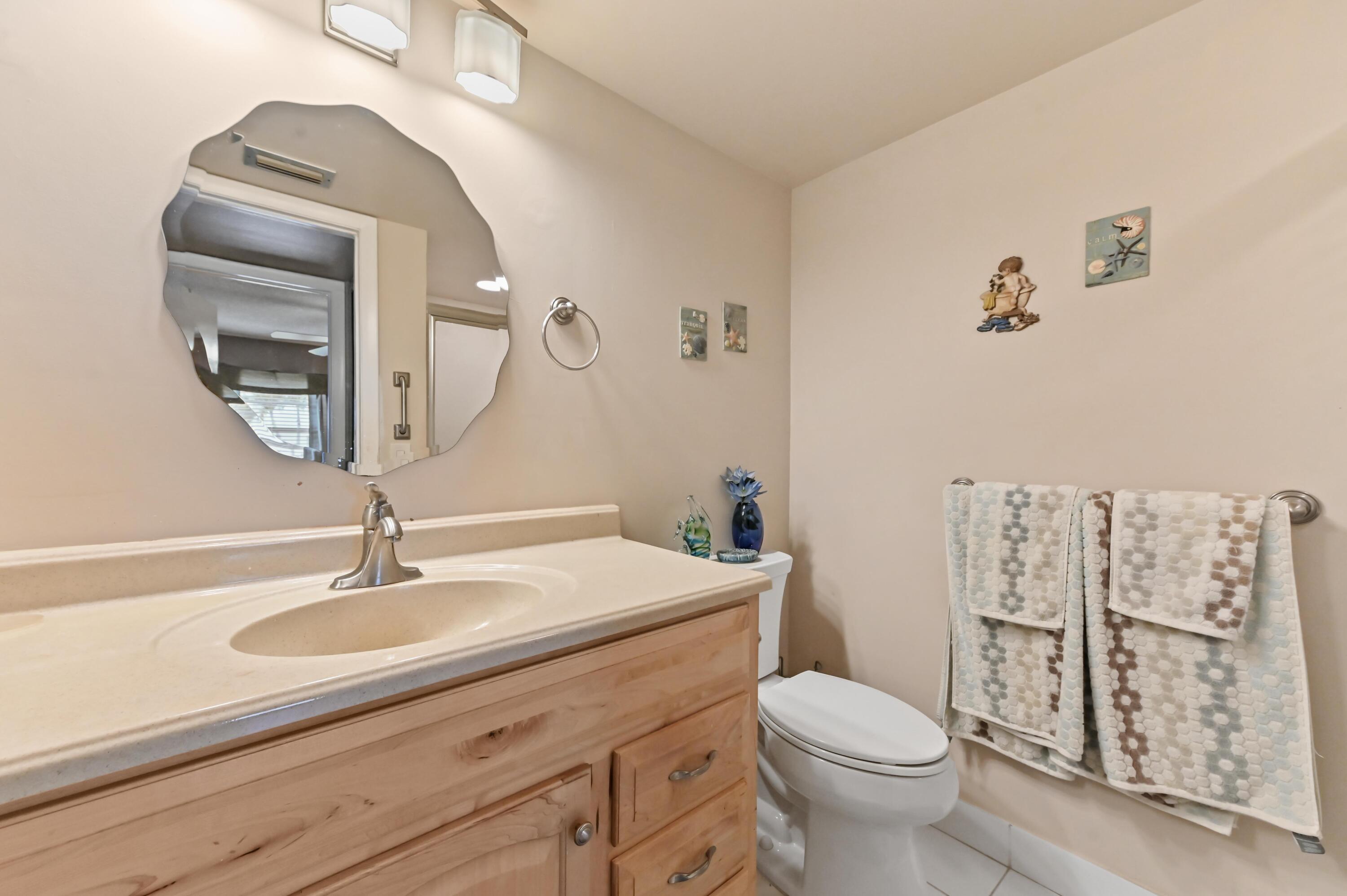 KINGS POINT CAPRI CONDOS - Residential Lease