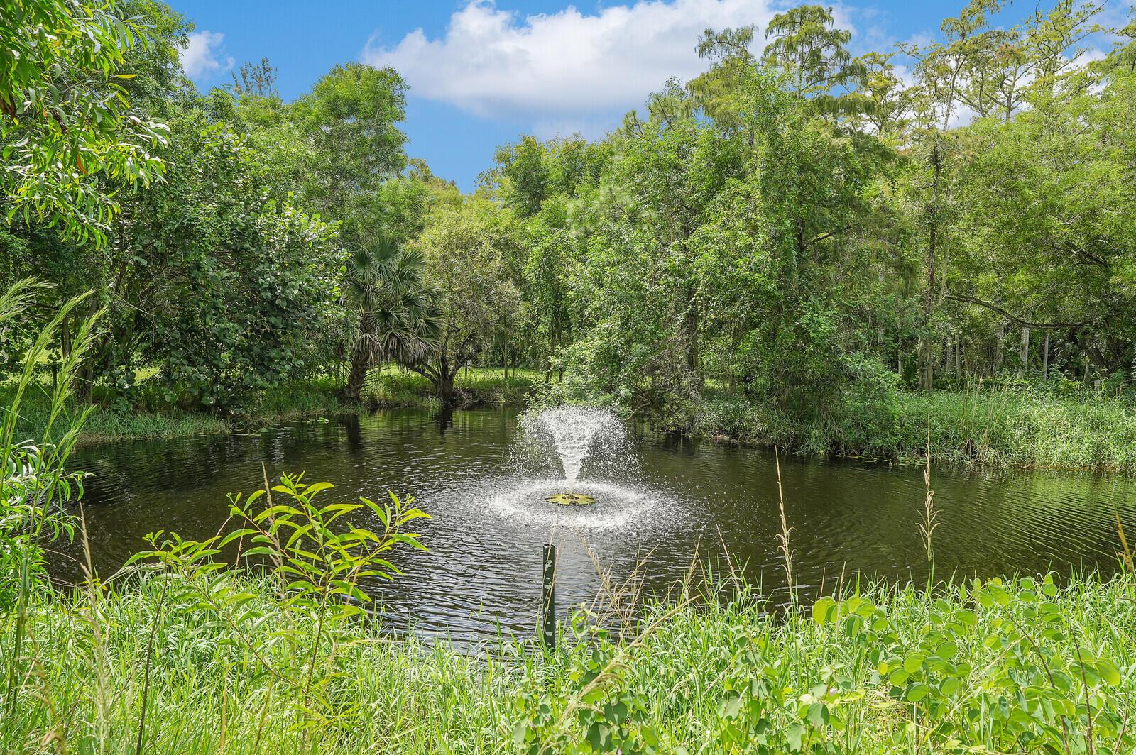 LOXAHATCHEE GROVES - Residential