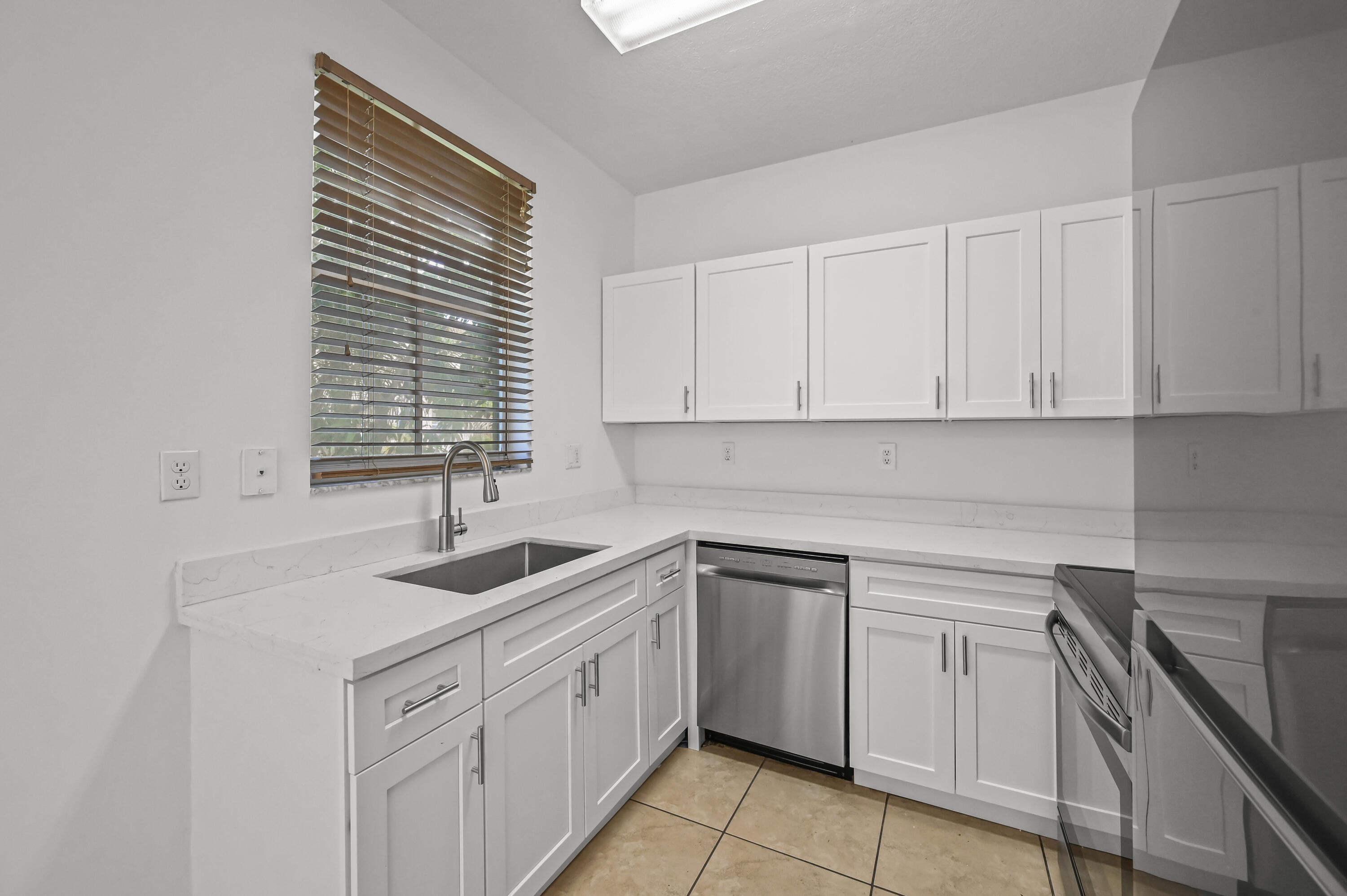 VILLAS OF PALM SPRINGS - Residential