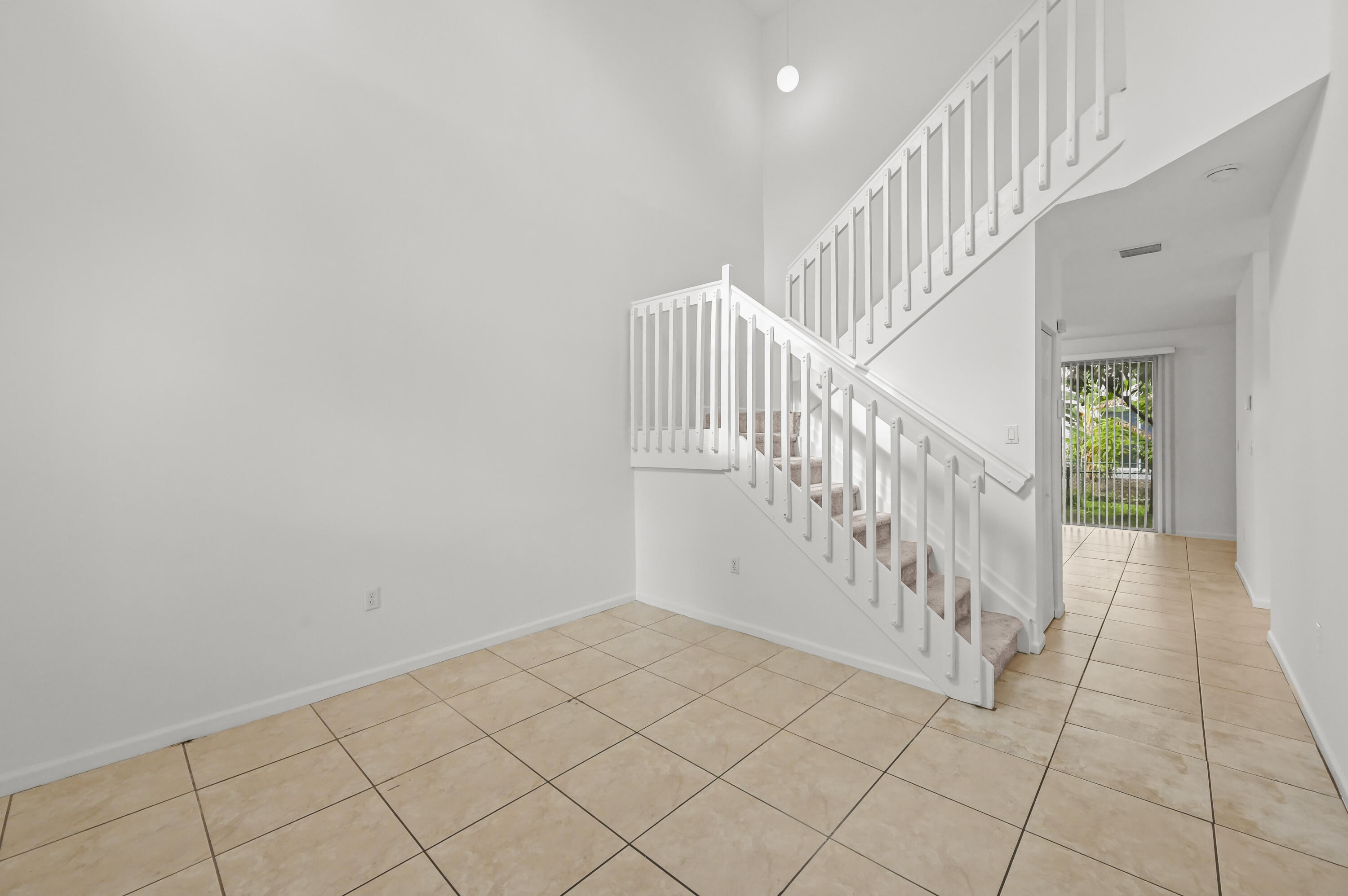 VILLAS OF PALM SPRINGS - Residential