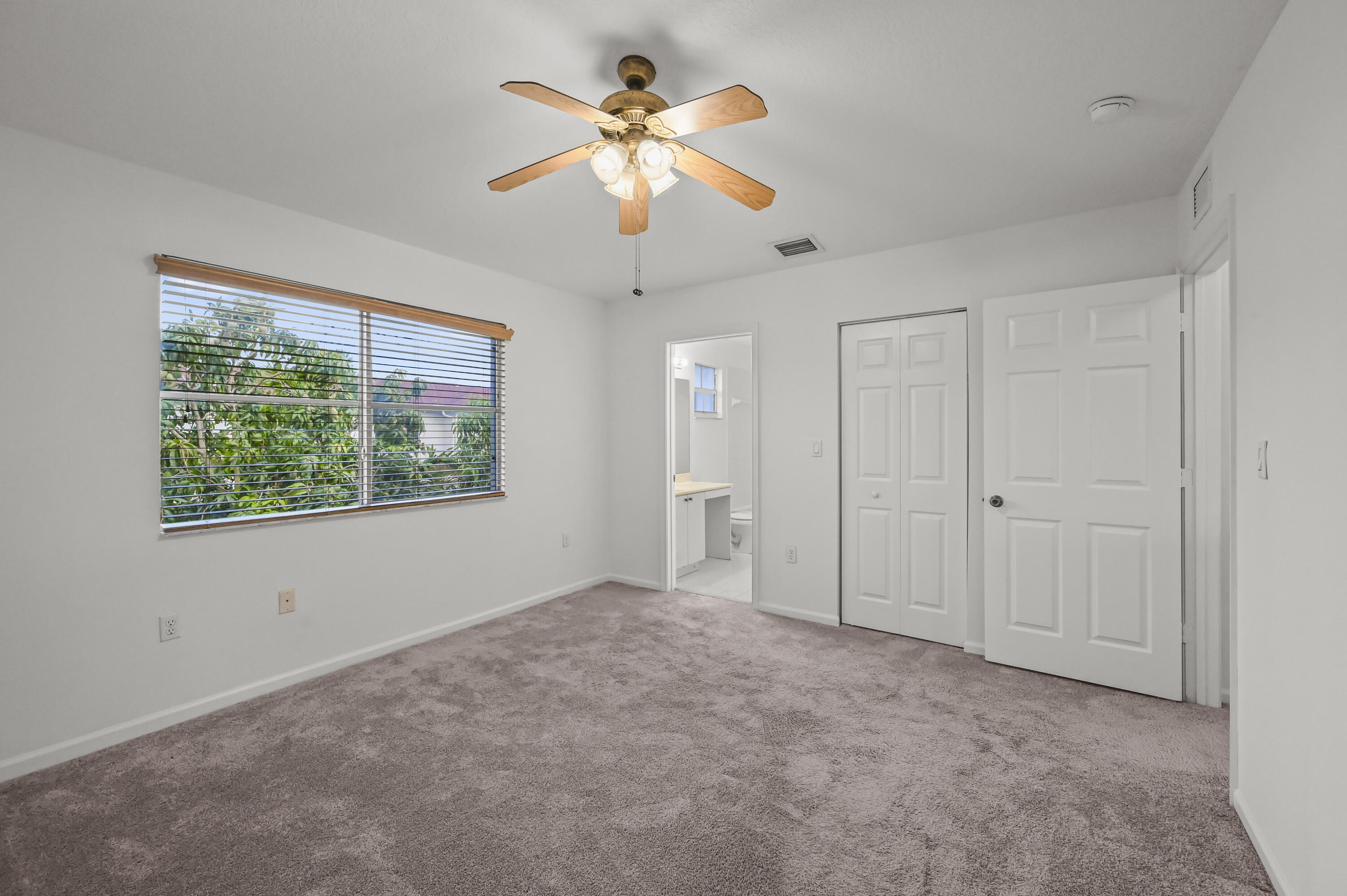 VILLAS OF PALM SPRINGS - Residential