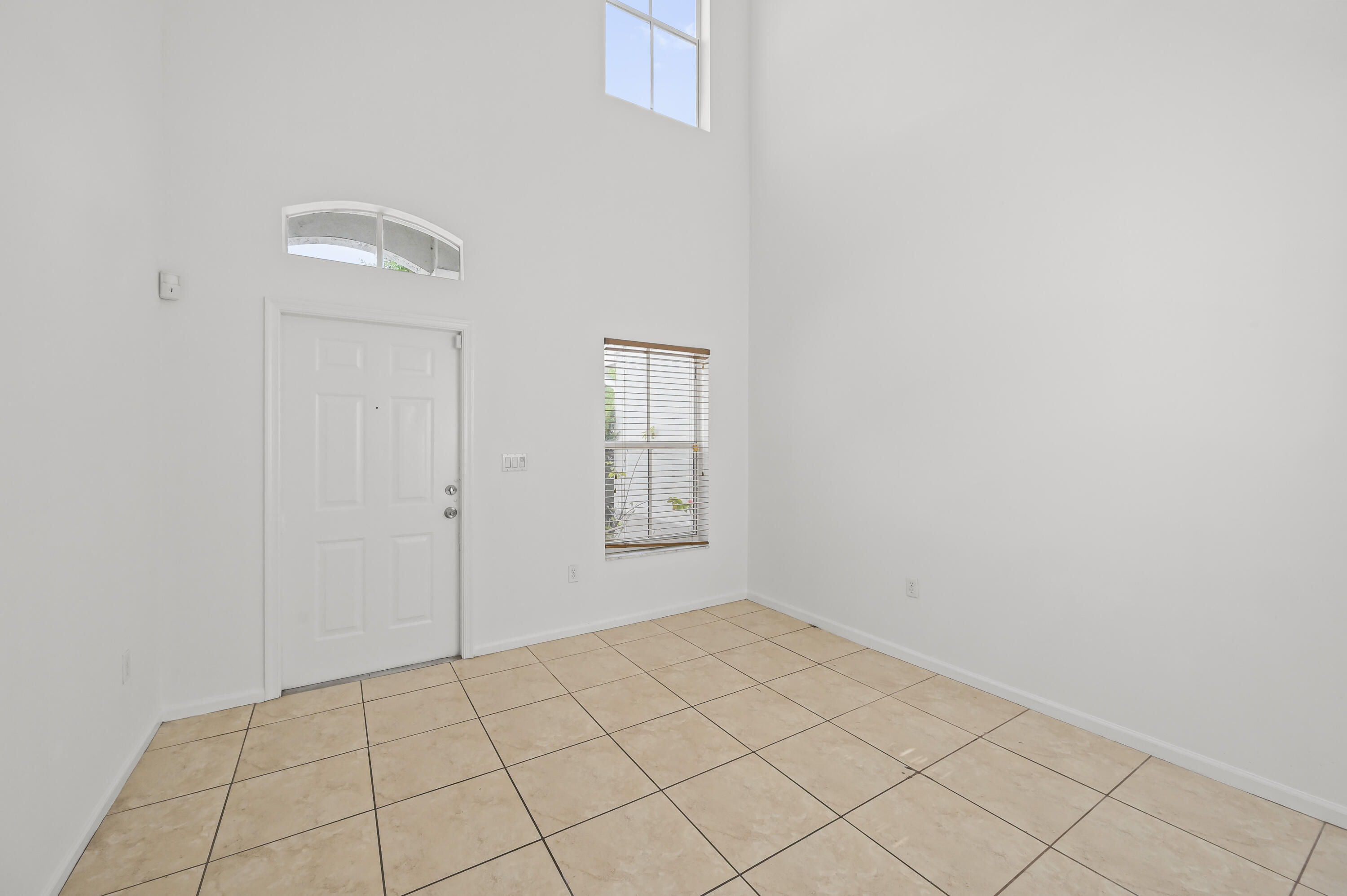 VILLAS OF PALM SPRINGS - Residential