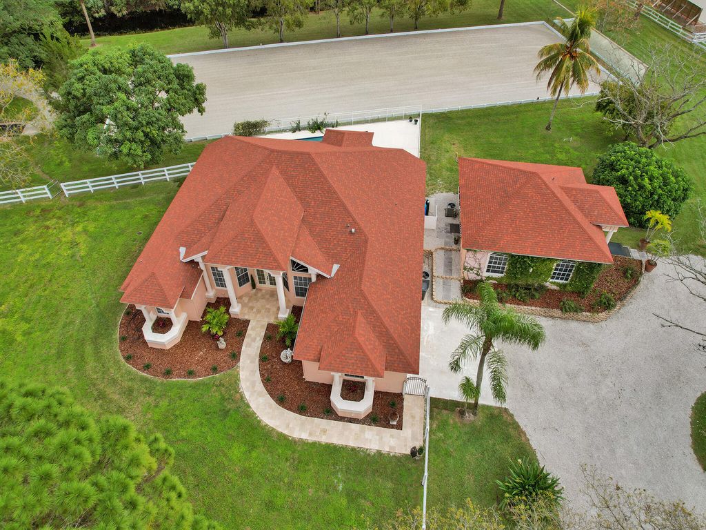 Photo of 3950 Horse Trail, Loxahatchee, FL 33470 (MLS # R11150883)