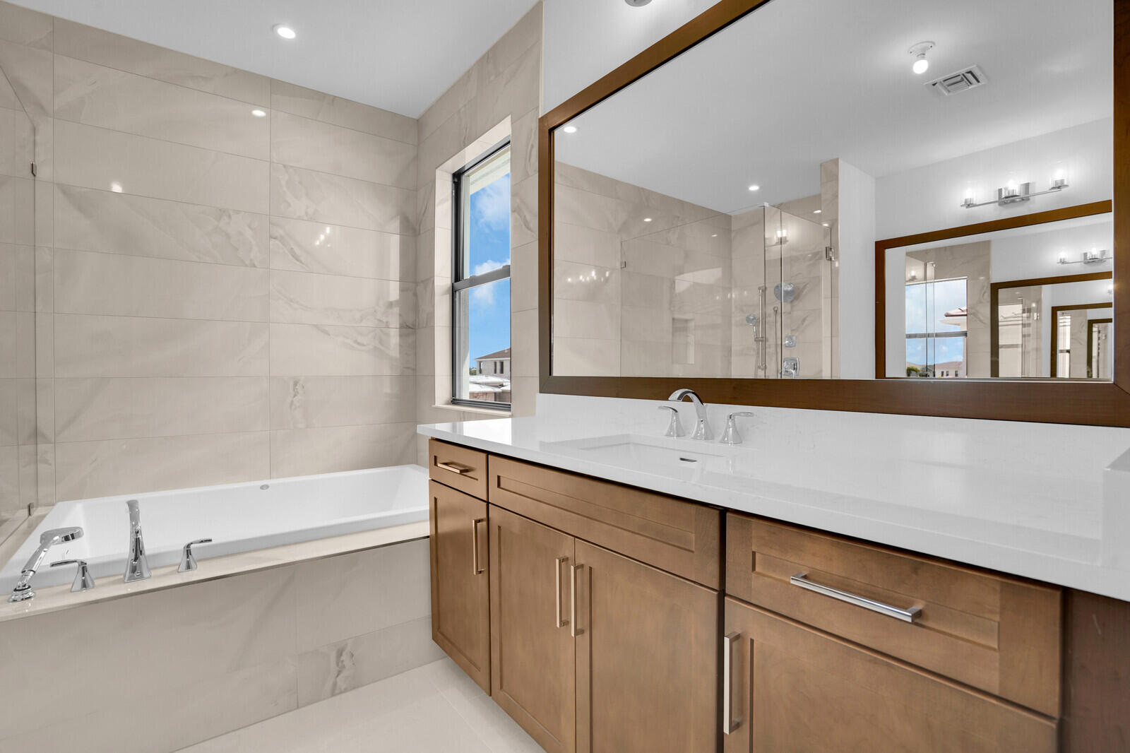 AVENIR POD - Residential