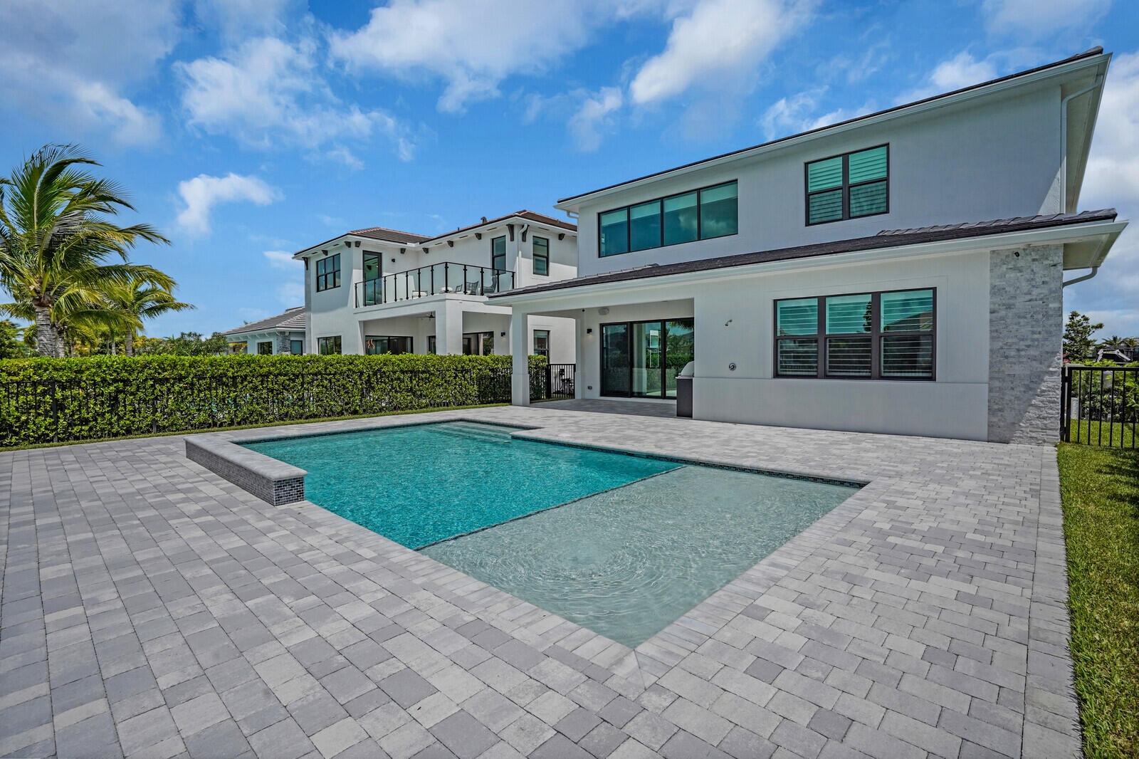 AVENIR POD - Residential