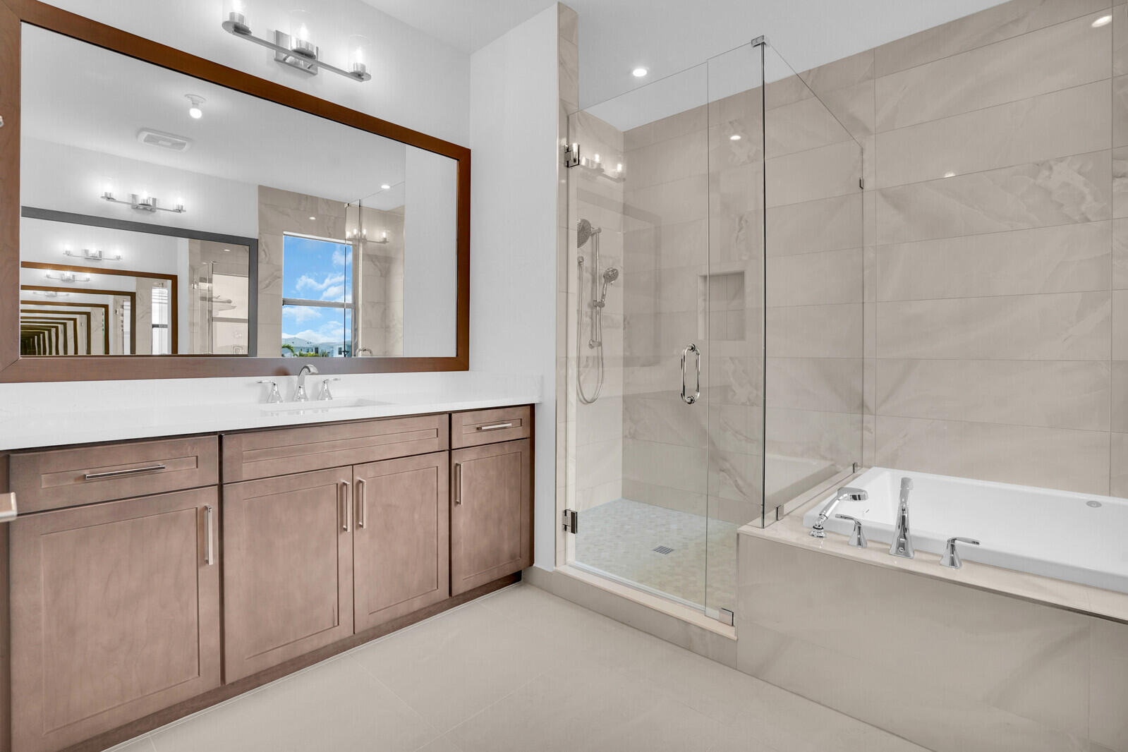 AVENIR POD - Residential