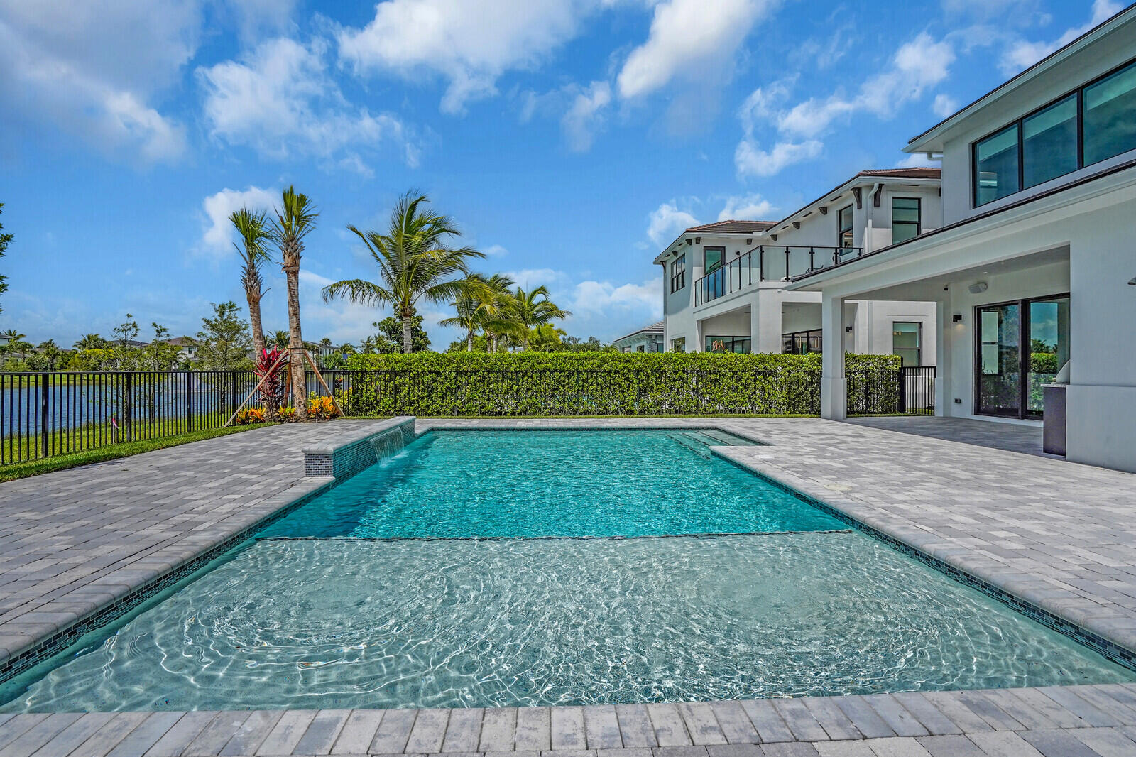 AVENIR POD - Residential