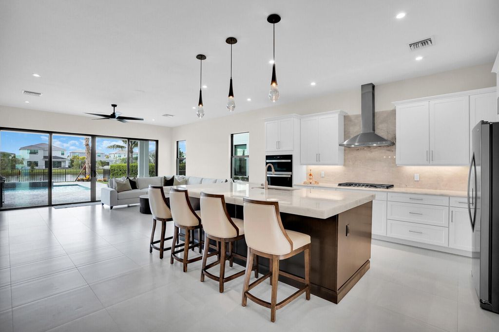 Photo of 12656 Solana Bay Circle, Palm Beach Gardens, FL 33412 (MLS # R11169362)