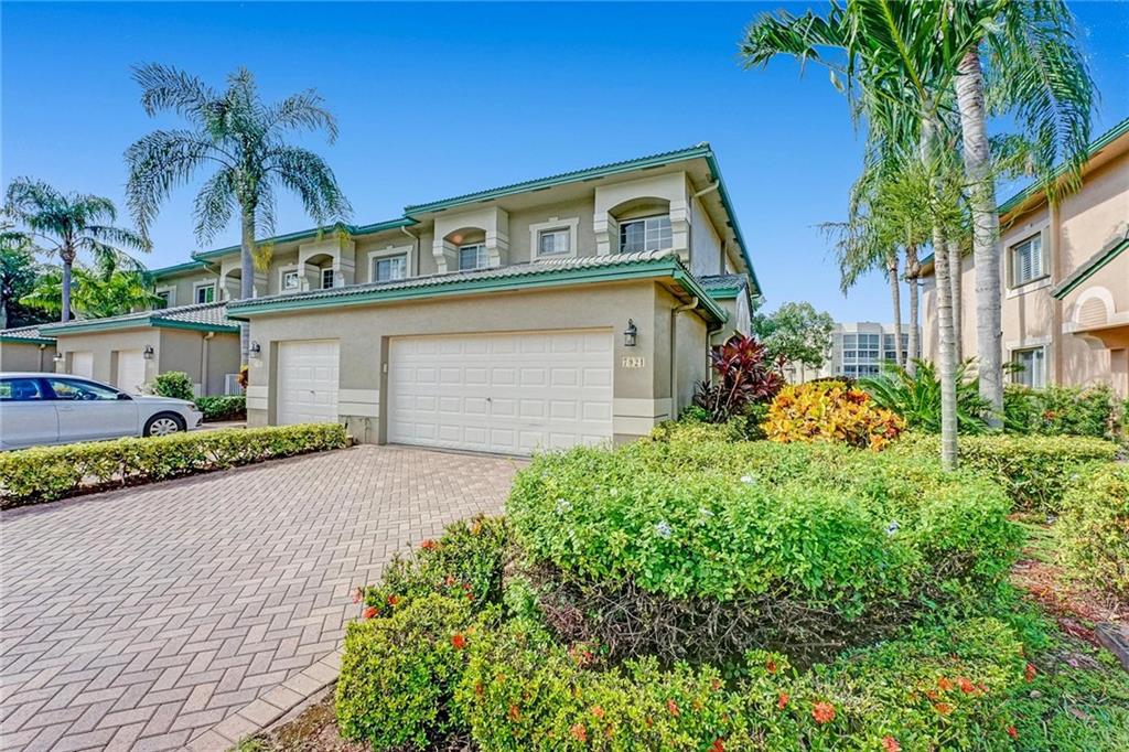 KINGS POINT - Residential