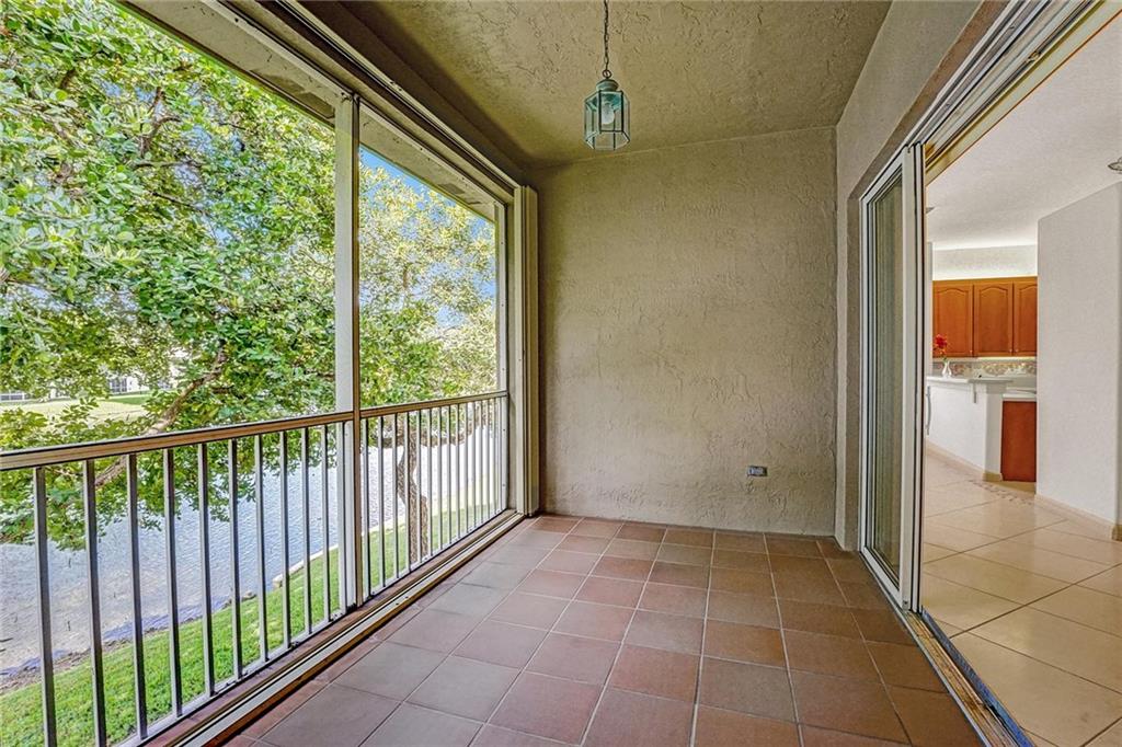 KINGS POINT - Residential