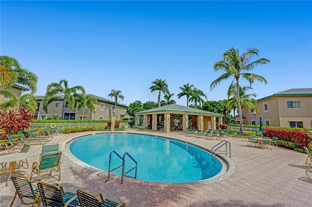 KINGS POINT - Residential