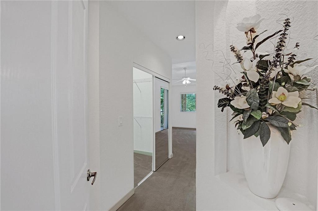 KINGS POINT - Residential