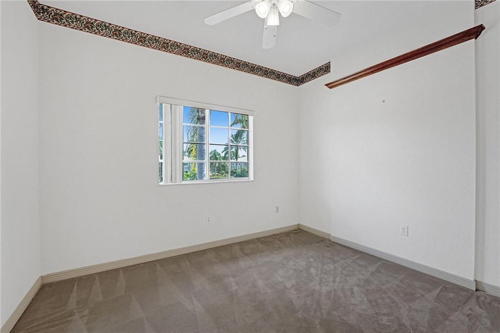 KINGS POINT - Residential